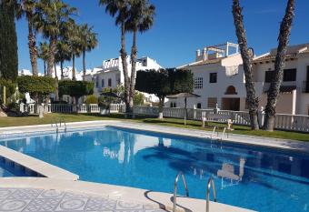 Apartment Quesada has Balcony rooms