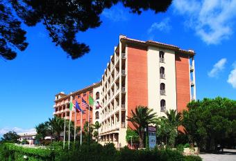 501 Hotel has Balcony rooms