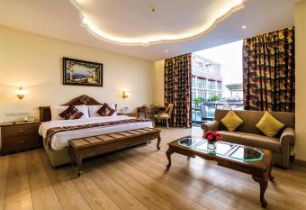 Welcomhotel by ITC Hotels, Bella Vista, Panchkula - Chandigarh has Balcony rooms