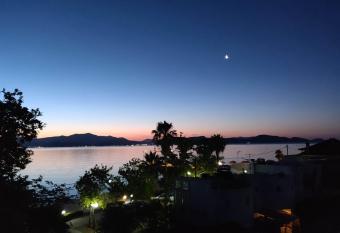 Lerna Rooms has Balcony rooms