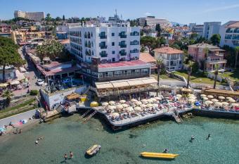 Marti Beach Hotel allows 18 year olds to book a room