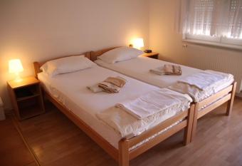 Apartment ENTER allows 18 year olds to book a room