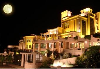 The Corinthians Resort & Club has Balcony rooms