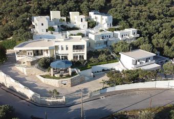 Polyrizos Hotel has Balcony rooms