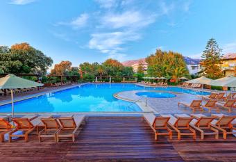 Apollonia Beach Resort & Spa has Balcony rooms