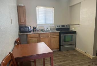 Valley Motel has Smoking rooms