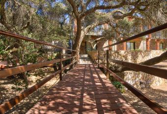 Maglen Resort has Balcony rooms