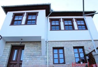 Hotel Pashai has Balcony rooms