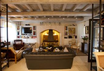 Misia Resort has Balcony rooms