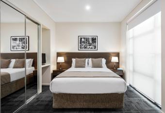 Quest Narre Warren allows 18 year olds to book a room