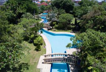 The Cakra Hotel has Balcony rooms