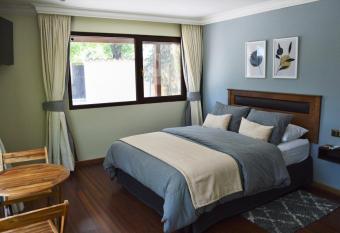 Olea s Home Las Condes allows 18 year olds to book a room