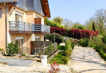 Rosalina - Honfleur has Balcony rooms
