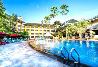 Prime Plaza Hotel Purwakarta has Balcony rooms