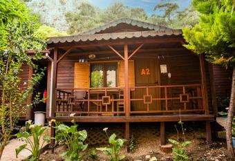 Ikiz Pension Bungalow has Balcony rooms