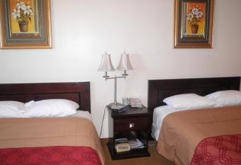 Travel Inn & Suites allows 18 year olds to book a room