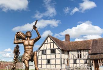 Eckington Manor allows 18 year olds to book a room