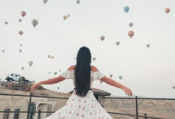 Seki Cave Suites has rooms with a private hot tub