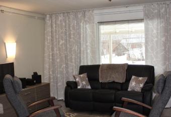 Majoituspalvelu Nurmi Apartment Peipontie 3 B allows 18 year olds to book a room