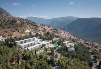 Amalia Hotel Delphi allows 18 year olds to book a room