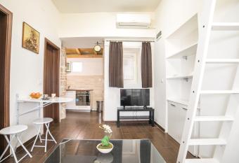 Midtown Center Apartments allows 18 year olds to book a room