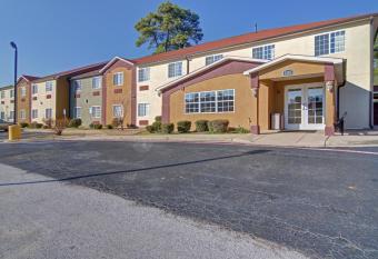 Hometown Inn & Suites has Smoking/Balcony rooms