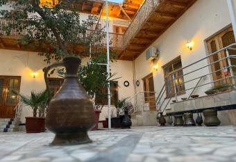 Old Bukhara Boutique has Balcony rooms