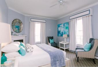 The Bayberry has rooms with a private hot tub