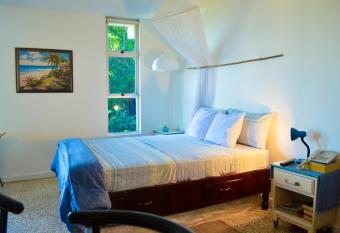 Moonlight Beach Studio @Montego Bay Club has Balcony rooms