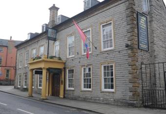 Langport Arms Hotel allows 18 year olds to book a room