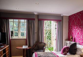 Langshott Manor - Luxury Hotel Gatwick has Balcony rooms