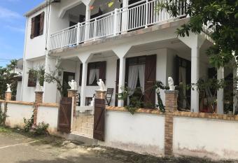 La poudri  re has Balcony rooms