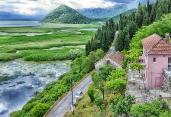 Apartments Lake View has Balcony rooms