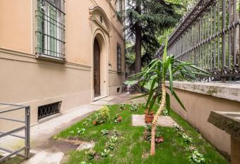 Dorothy Home allows 18 year olds to book a room