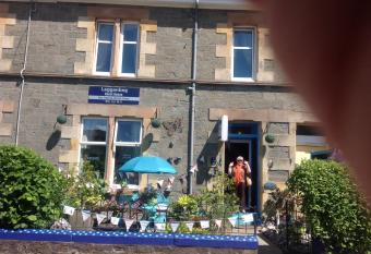 Lagganbeg Guest House allows 18 year olds to book a room