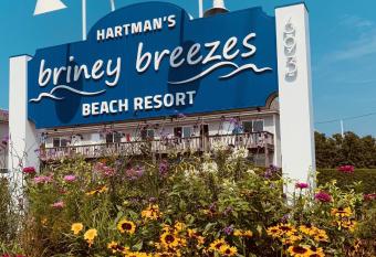 Hartman's Briney Breezes Beach Resort has Balcony rooms