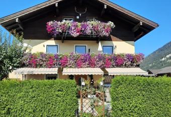 Haus Christlum has Balcony rooms