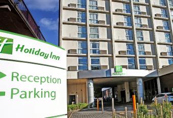 Holiday Inn Leicester City, an IHG Hotel allows 18 year olds to book a room