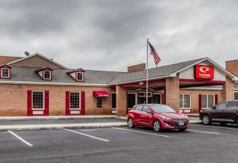 Econo Lodge Inn & Suites Enterprise has Smoking rooms