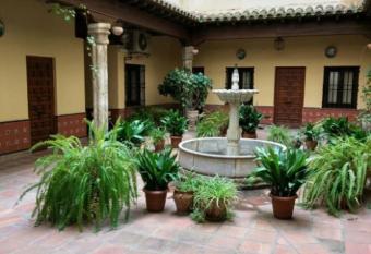 Nuncio Viejo, 7. Toledo allows 18 year olds to book a room