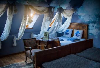 Go  ciniec na P    wyspie has Balcony rooms