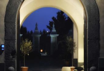 Relais Villa Buonanno has Balcony rooms