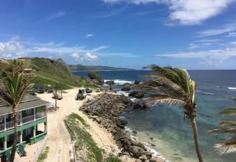 The Atlantis Historic Inn allows 18 year olds to book a room