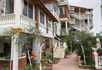 Villa Gersina Golem has Smoking/Balcony rooms