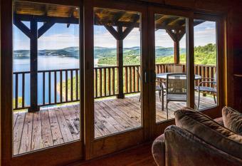 Sugar Ridge Resort allows 18 year olds to book a room