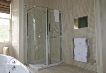 Cringletie House allows 18 year olds to book a room