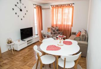 Apartman 5 has Balcony rooms