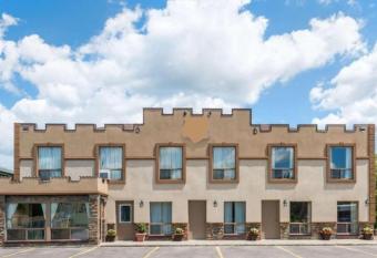 Borden Inn and Suites allows 18 year olds to book a room