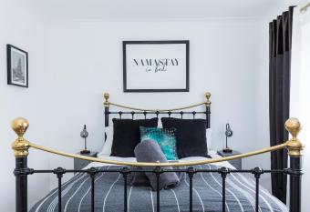 No.19 has Balcony rooms