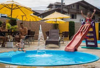 Vila Olaria Hotel allows 18 year olds to book a room